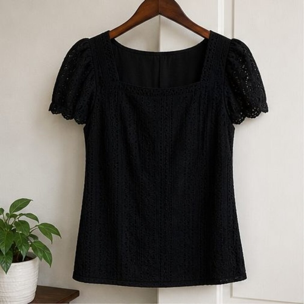 Black Puff Sleeve Top